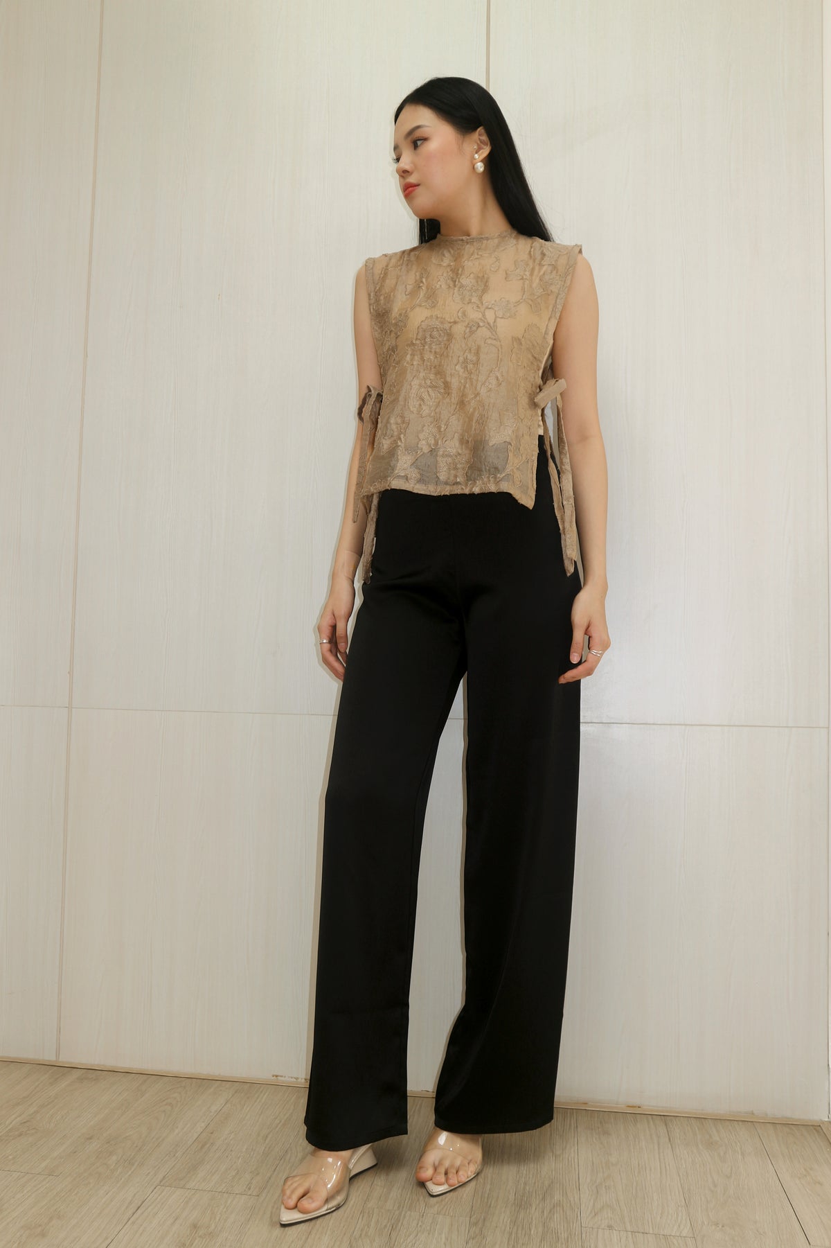 Iris Outer Top