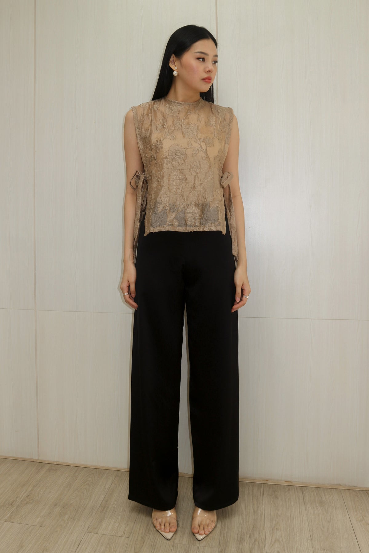 Iris Outer Top