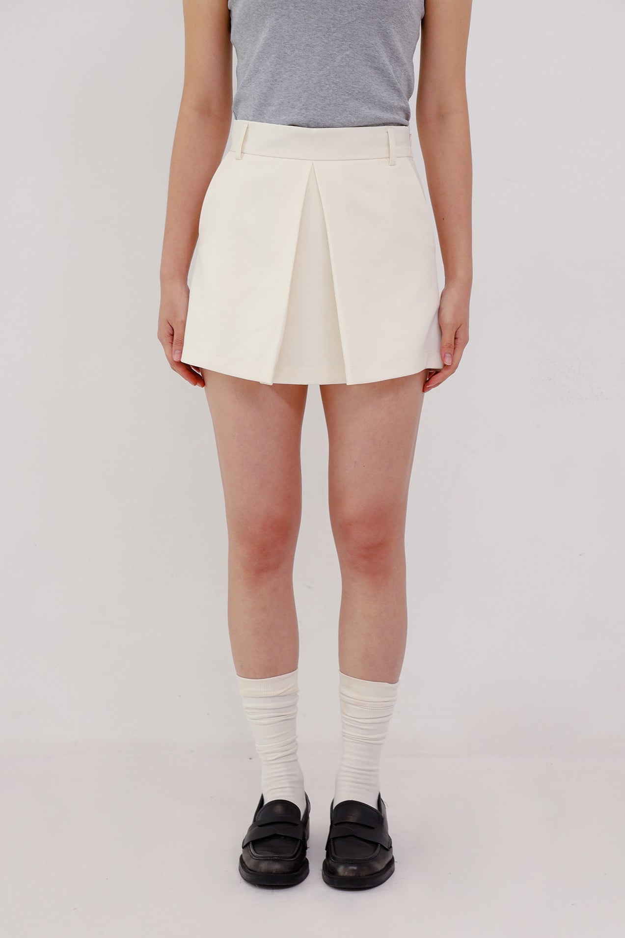 #color_ivory